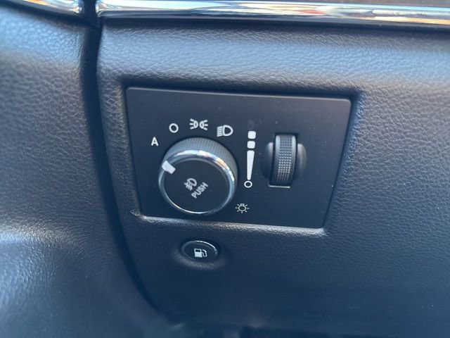 Used 2022 Jeep Grand Cherokee Limited image 19