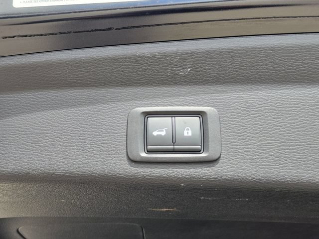 Used 2025 Mitsubishi Outlander SE FWD image 8