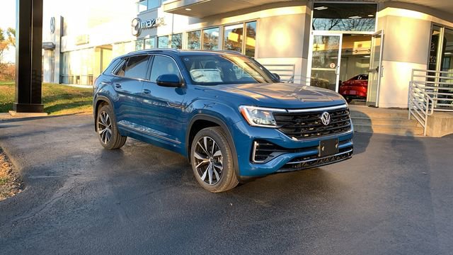 New 2025 Volkswagen Atlas Cross Sport SEL Premium R-Line image 3