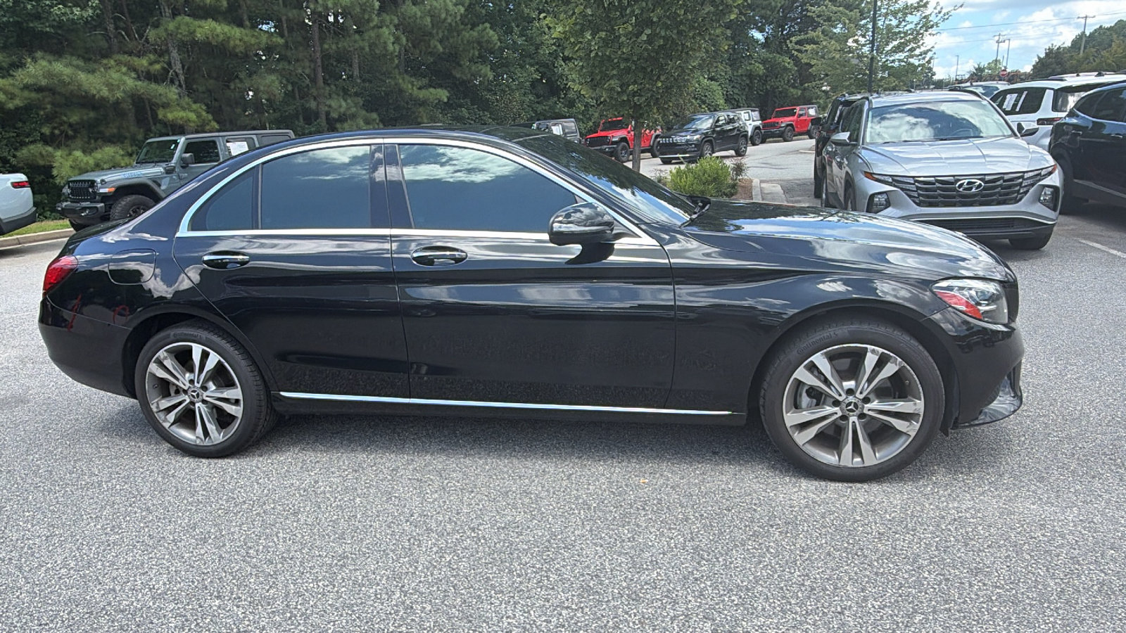 Used 2021 Mercedes-Benz C 300 4MATIC Sedan w/ Premium Package image 7