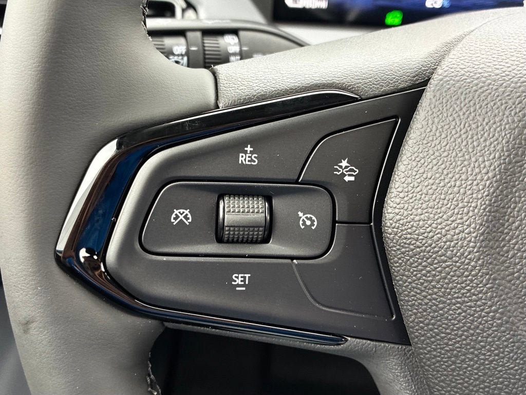 New 2027 Chevrolet Bolt LT w/ Comfort Package FWD image 11