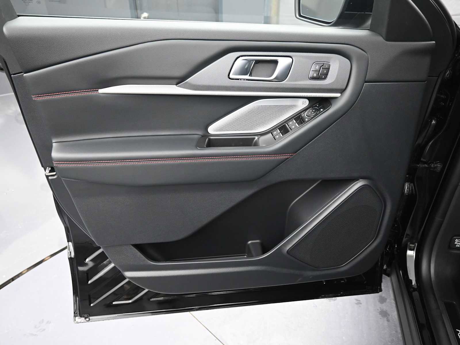 New 2026 Ford Explorer ST w/ Sun And Sound Package image 23