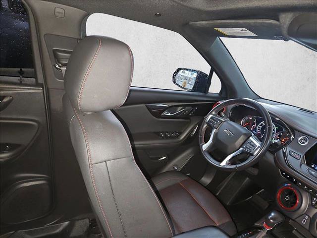 Used 2021 Chevrolet Blazer RS w/ Enhanced Convenience Package FWD image 2