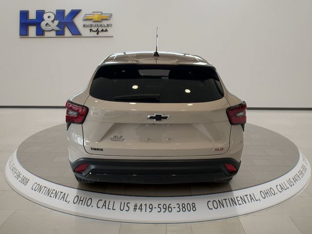 Used 2026 Chevrolet Trax RS w/ Driver Confidence Package FWD image 5