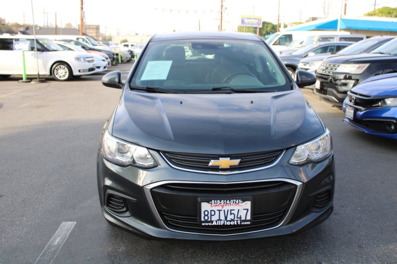 Used 2020 Chevrolet Sonic LT image 2