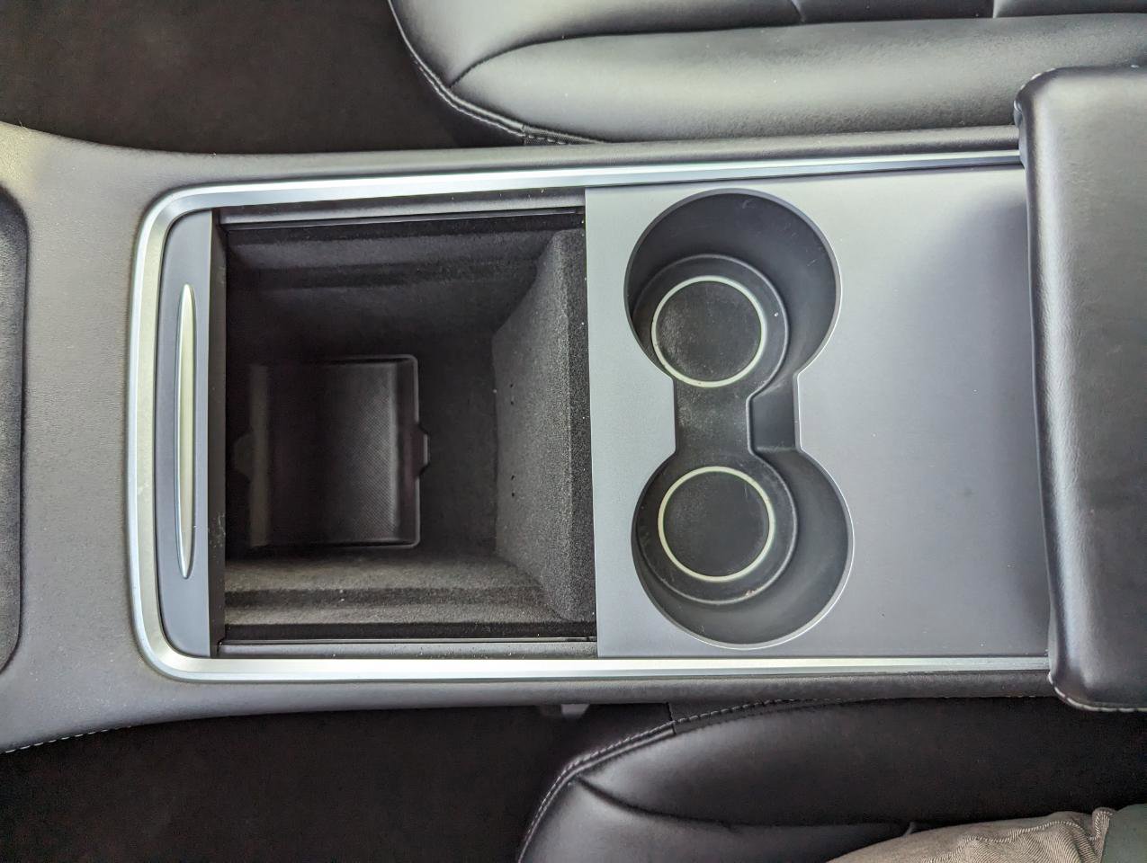 Used 2021 Tesla Model Y Long Range image 23