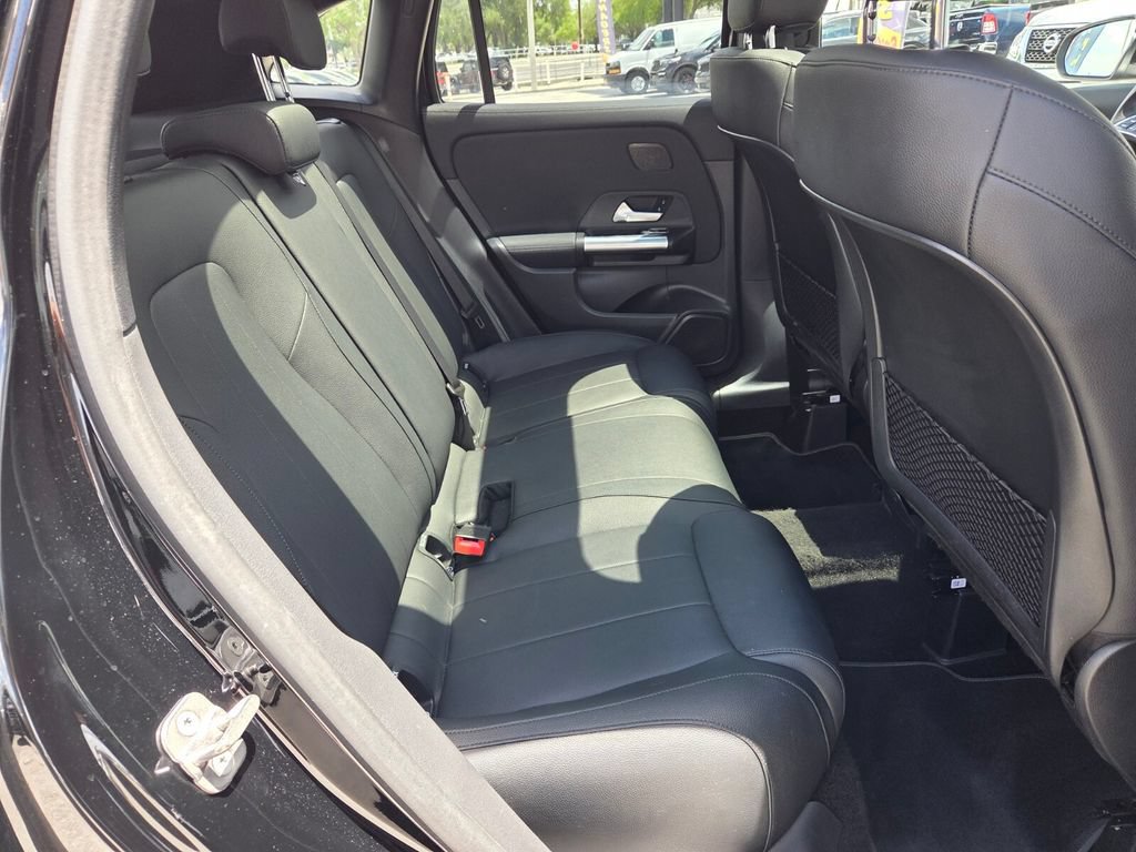 Used 2024 Mercedes-Benz GLA 250 image 14