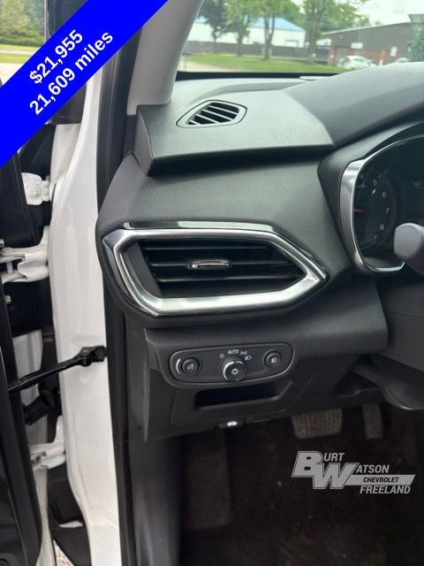 Used 2023 Chevrolet TrailBlazer LT w/ Convenience Package AWD/4WD image 11