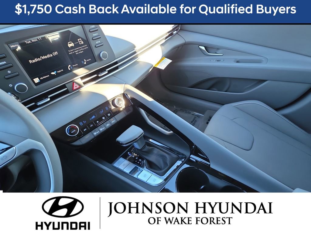 New 2026 Hyundai Elantra Blue image 33