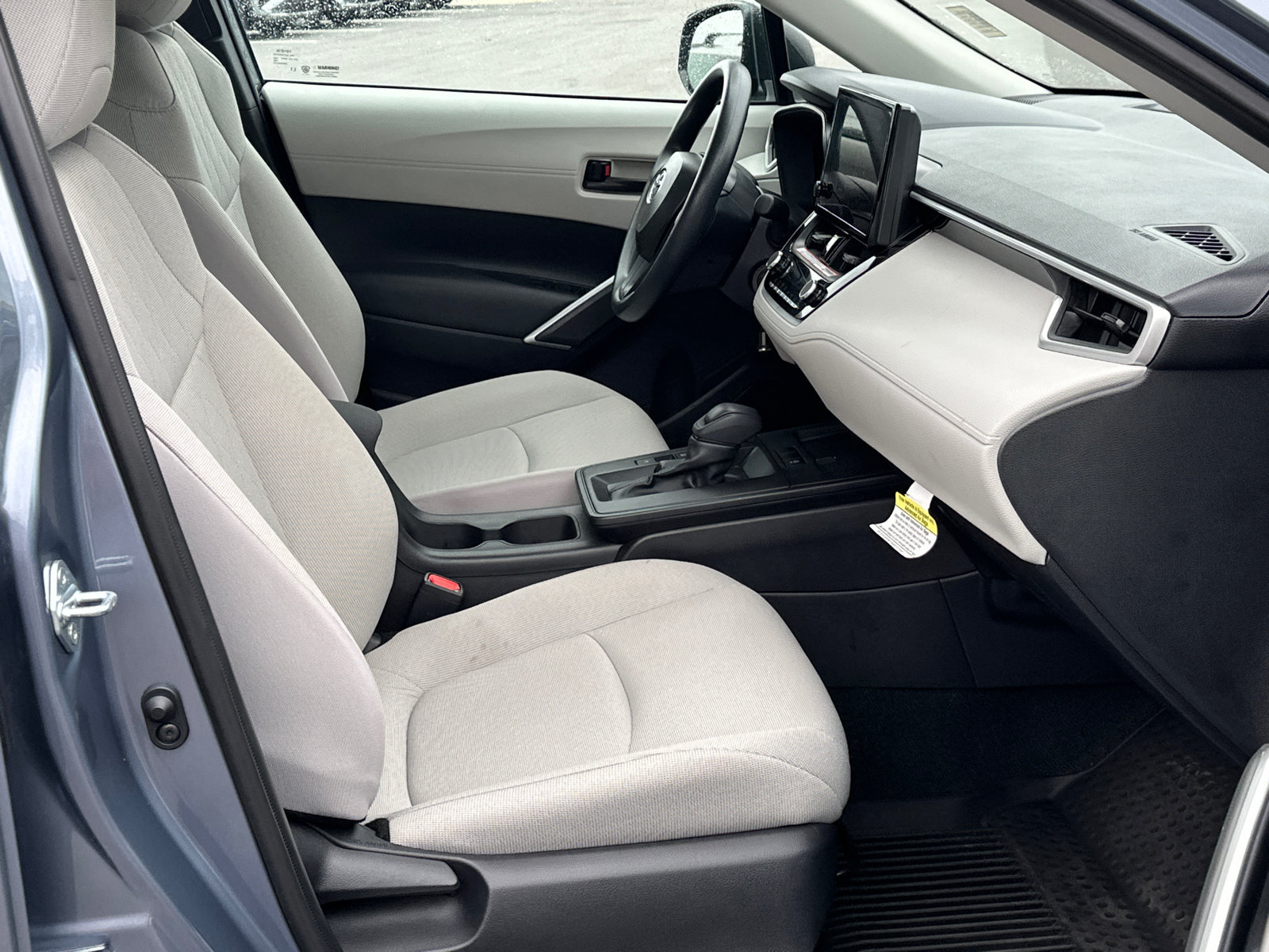 Used 2026 Toyota Corolla Cross L FWD image 14