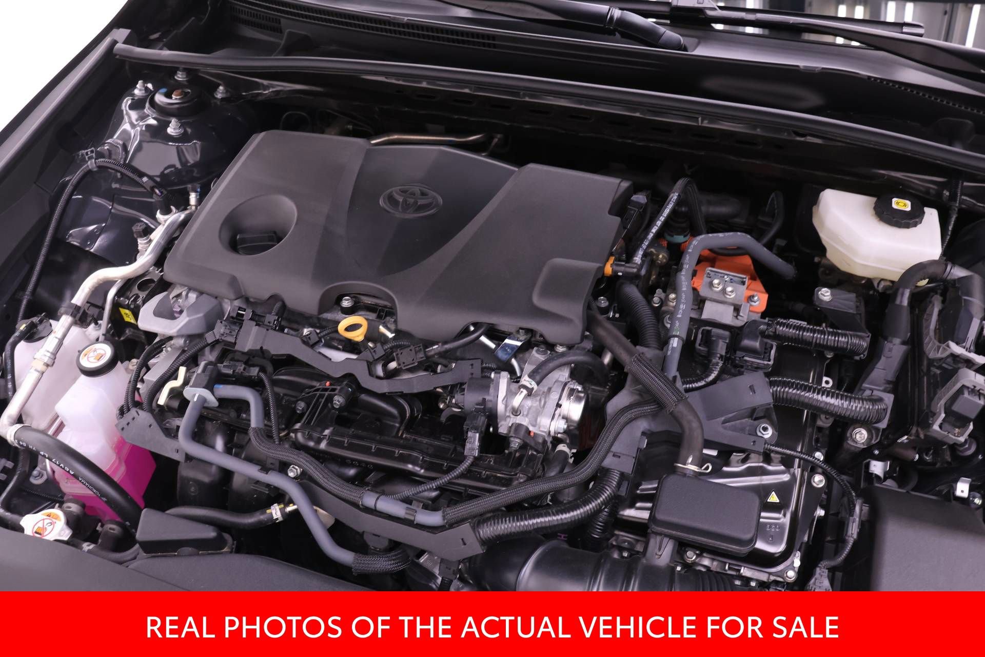 Certified 2025 Toyota Camry SE w/ Convenience Package FWD image 17