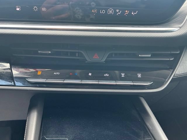 Used 2024 Buick Envision Preferred AWD/4WD image 30