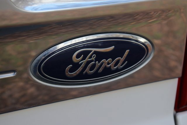 Used 2022 Ford F150 Platinum w/ Equipment Group 701A High image 8