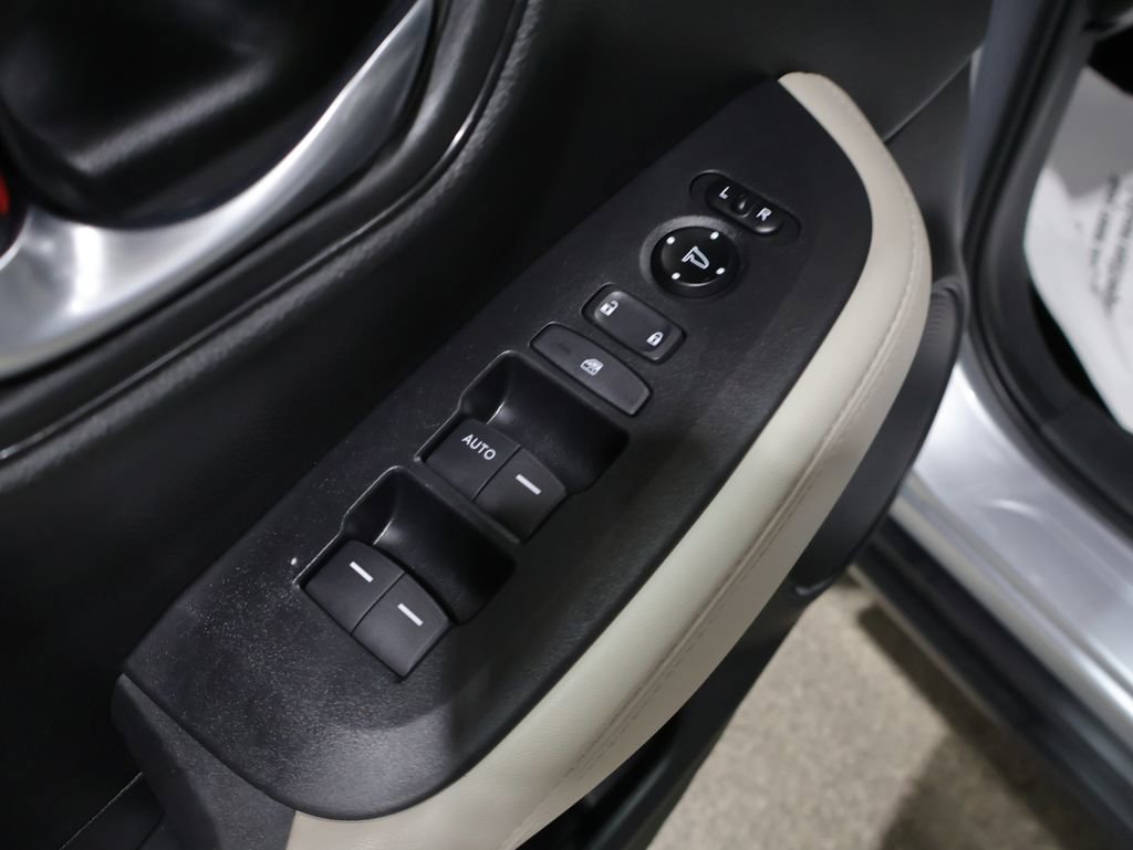 Used 2024 Honda HR-V LX image 14