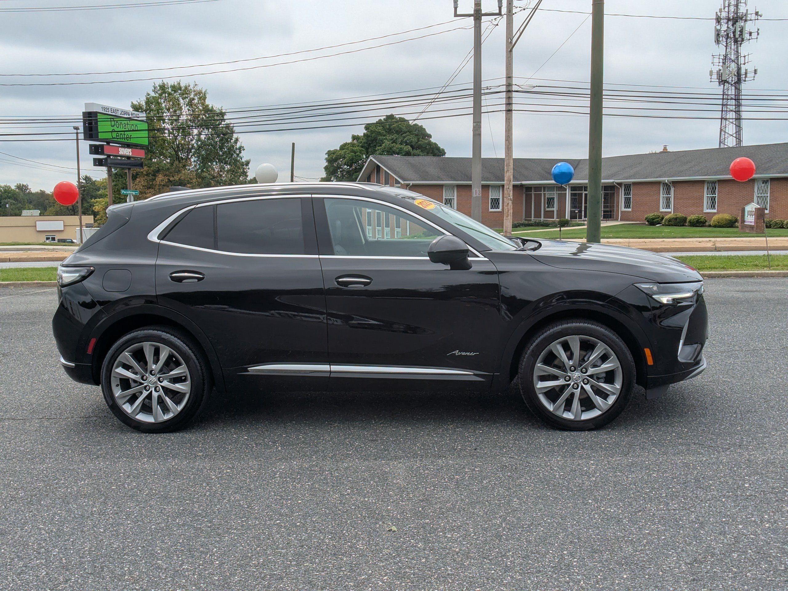 Used 2023 Buick Envision Avenir AWD/4WD image 10
