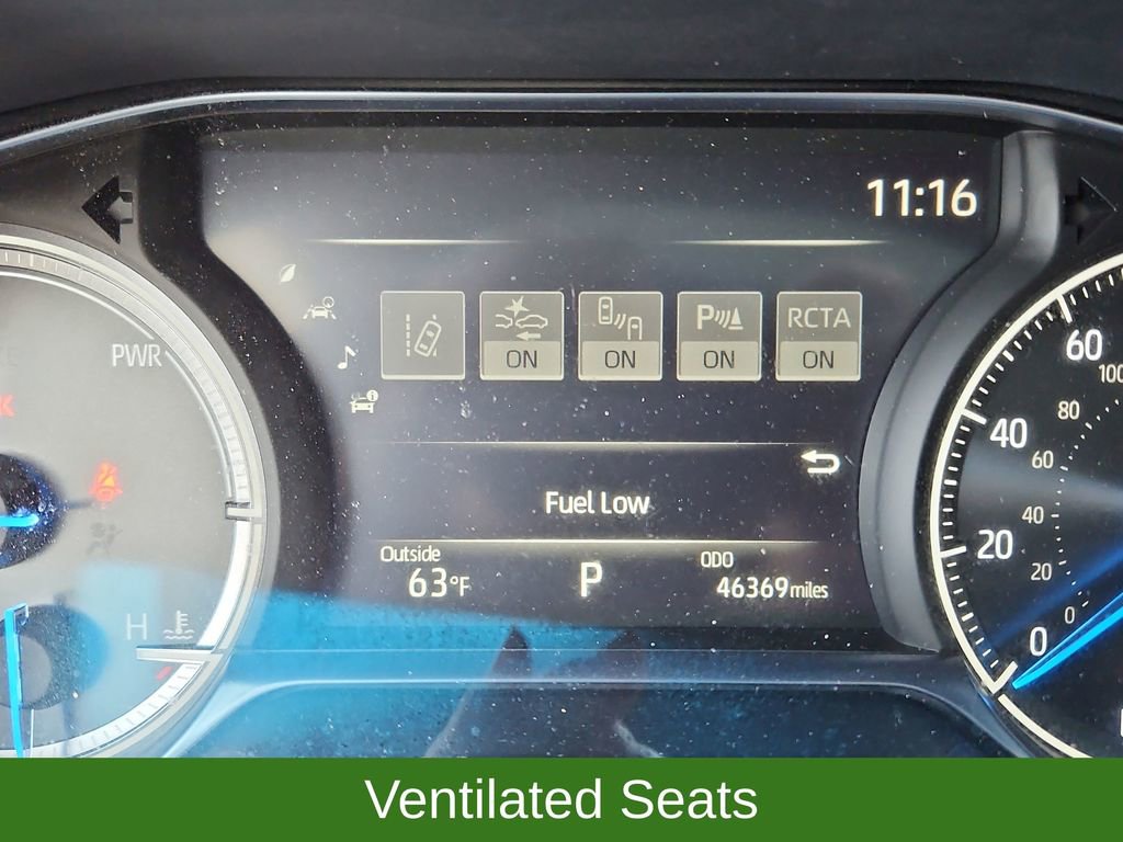 Used 2021 Toyota Venza Limited image 13