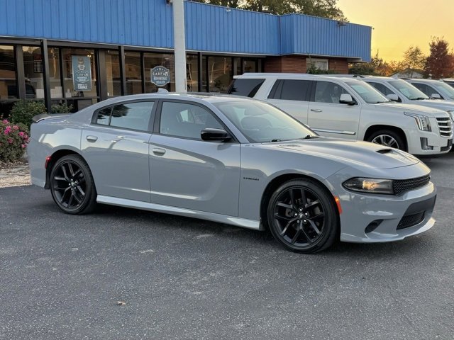 Used 2020 Dodge Charger R/T w/ Blacktop Package image 8