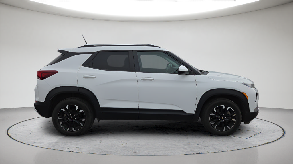 Used 2023 Chevrolet TrailBlazer LT AWD/4WD image 18