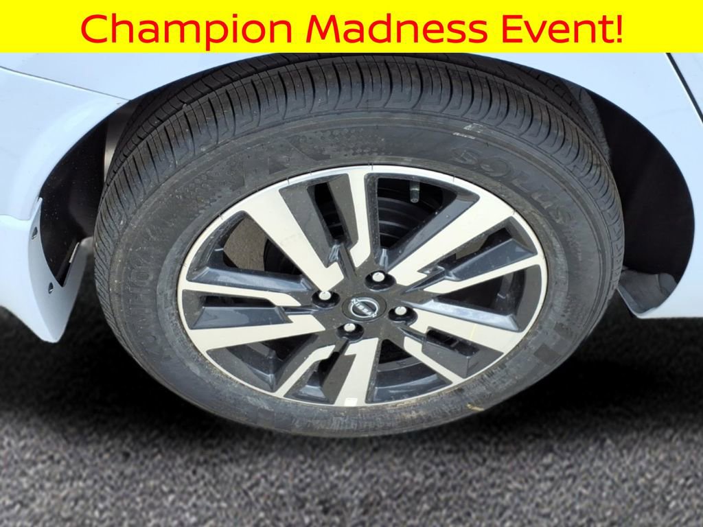 New 2025 Nissan Versa SV w/ Trunk Package image 9