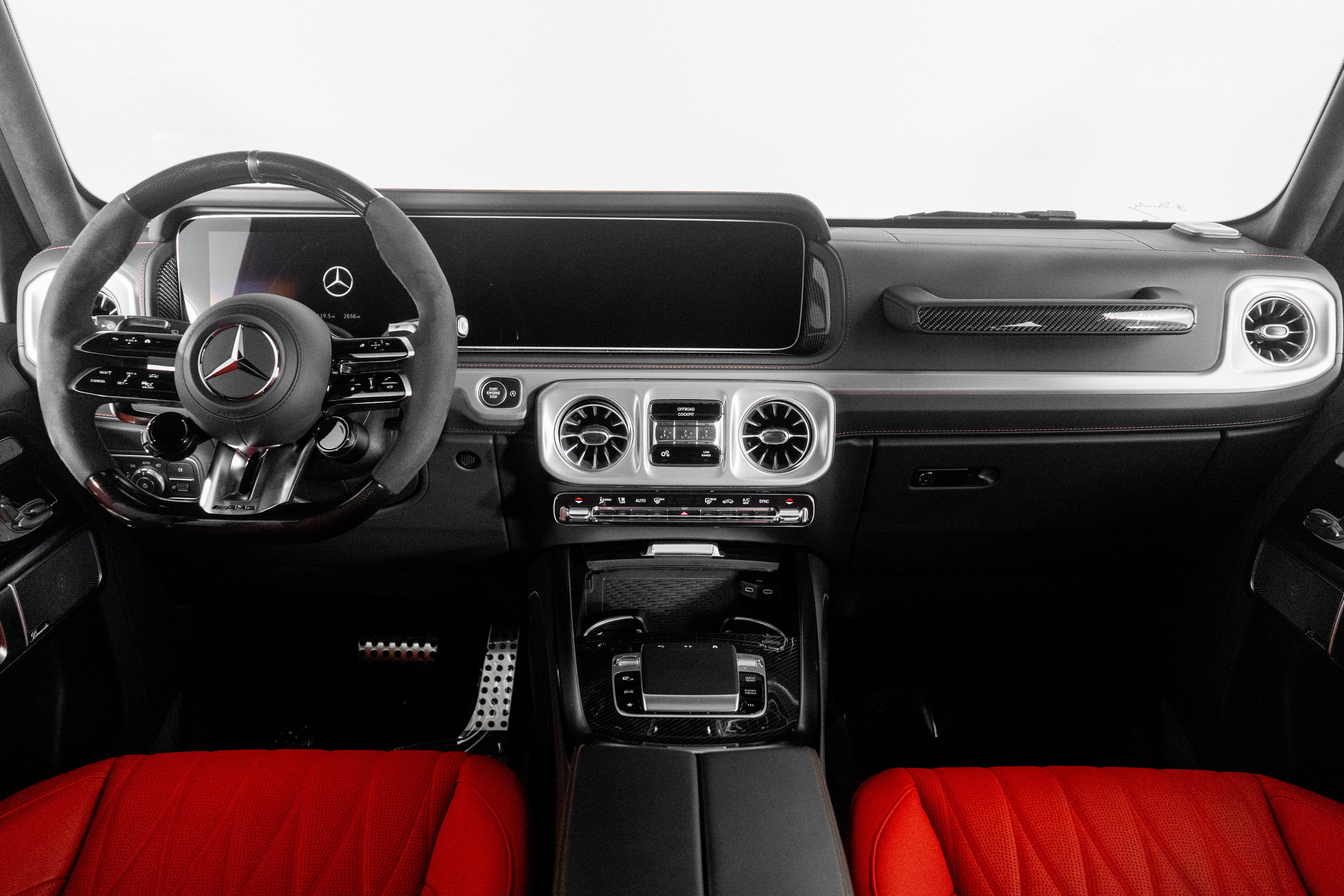 Used 2025 Mercedes-Benz G 63 AMG 4MATIC image 44