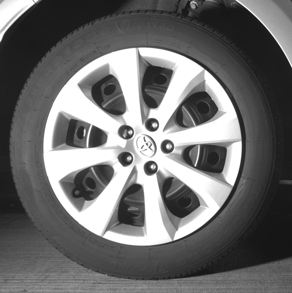 Used 2025 Toyota Corolla LE FWD image 15
