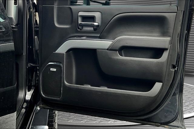 Used 2016 Chevrolet Silverado 2500 LTZ w/ LTZ Plus Package AWD/4WD image 28