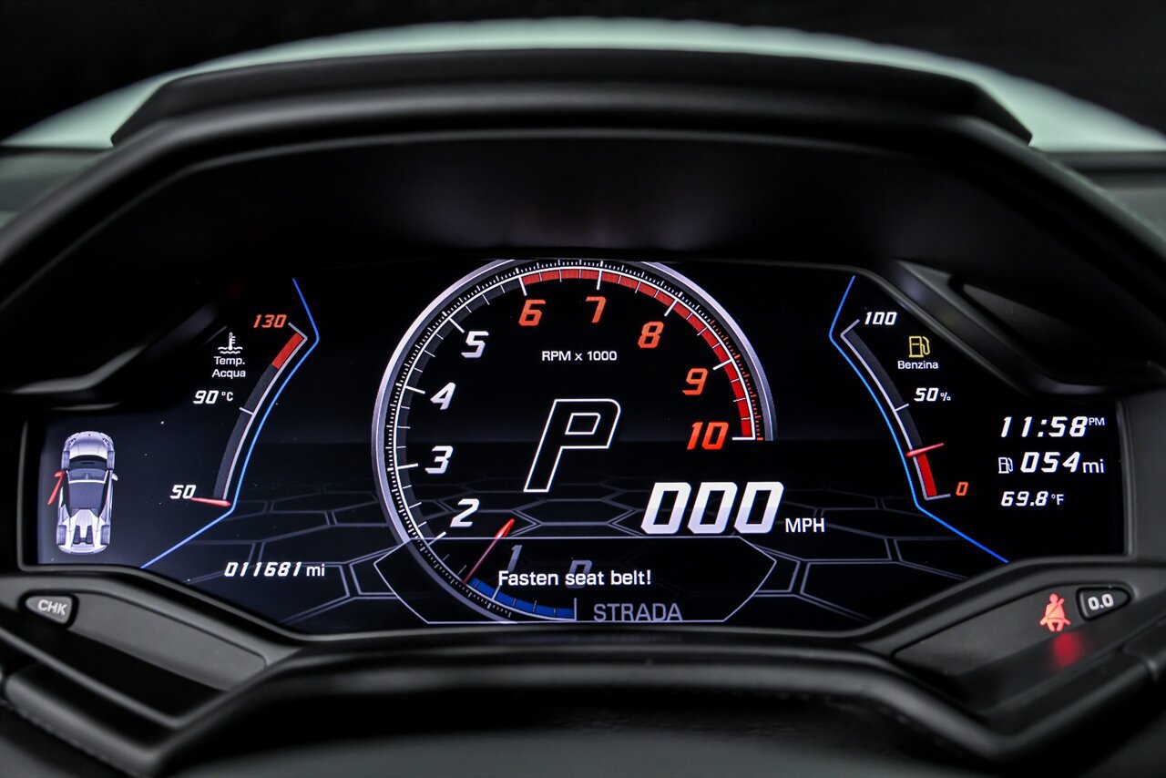 Used 2020 Lamborghini Huracan EVO AWD/4WD image 30
