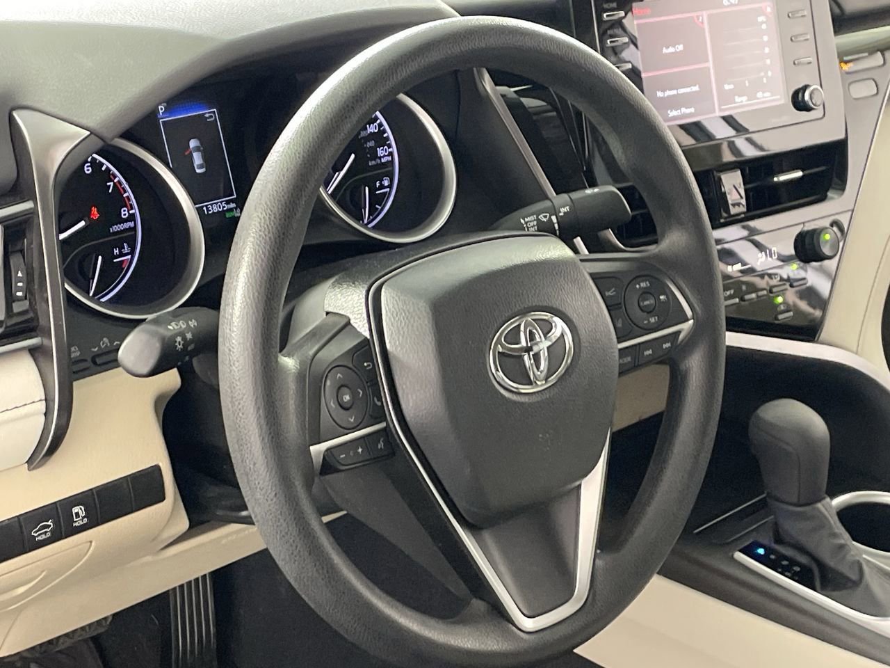 Used 2024 Toyota Camry LE FWD image 13