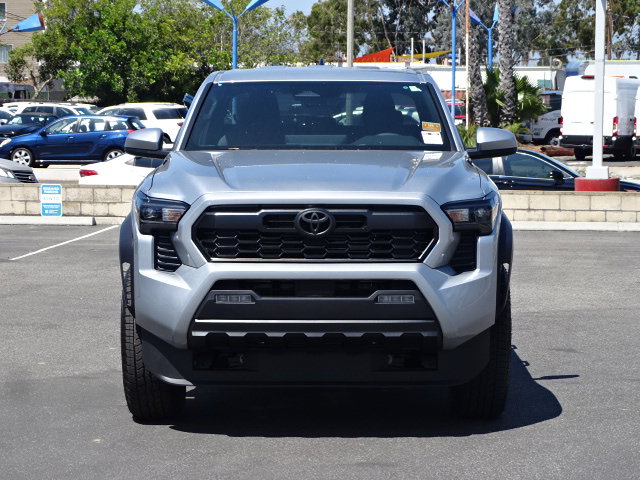 New 2025 Toyota Tacoma TRD Off-Road image 3