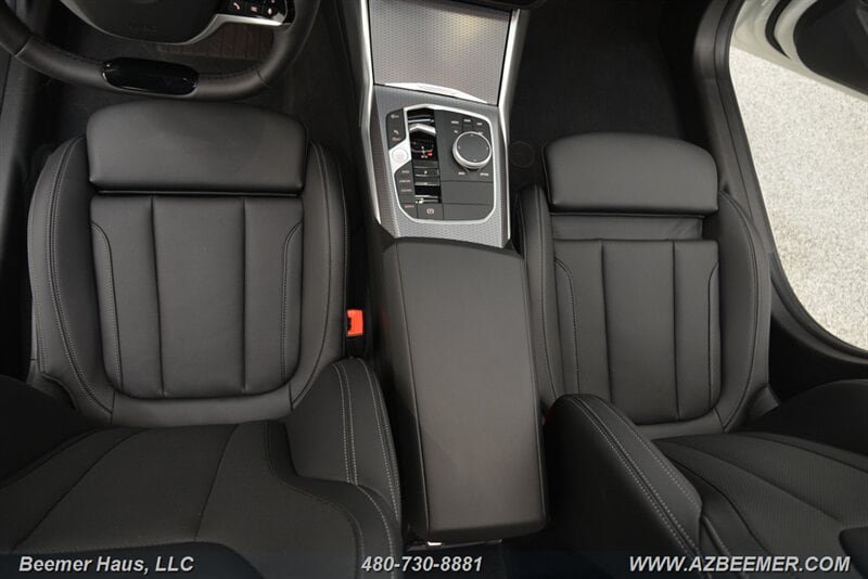 Used 2026 BMW 330i Sedan w/ Convenience Package RWD image 21
