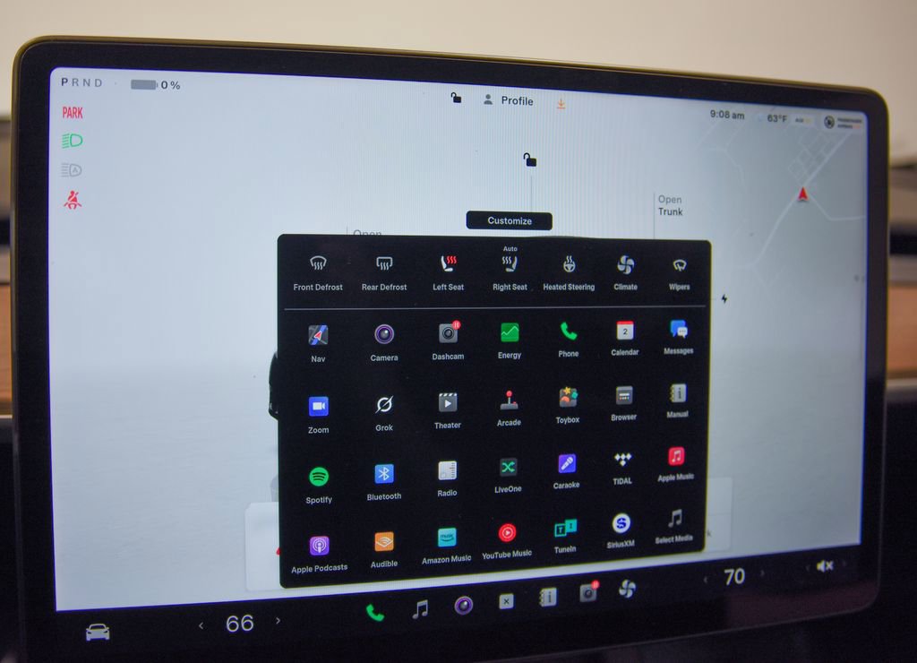 Used 2023 Tesla Model Y Long Range image 18