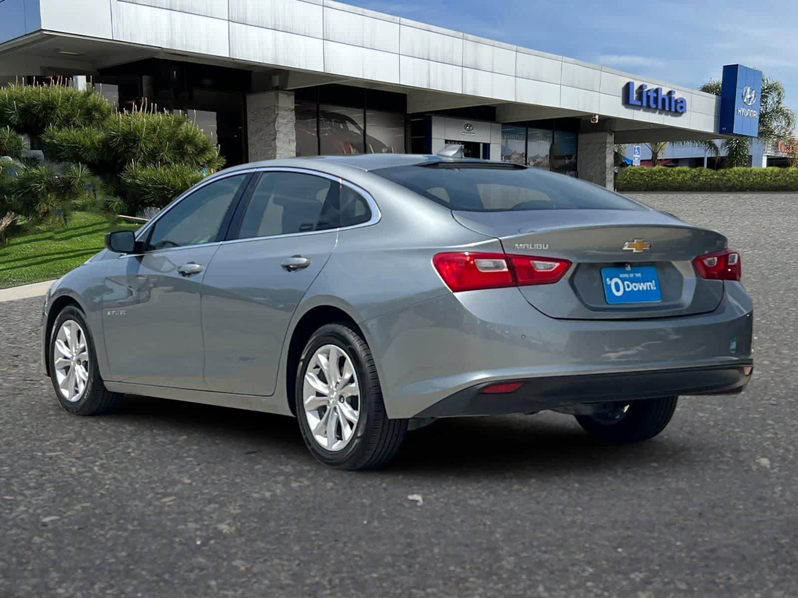 Used 2024 Chevrolet Malibu LT FWD image 7