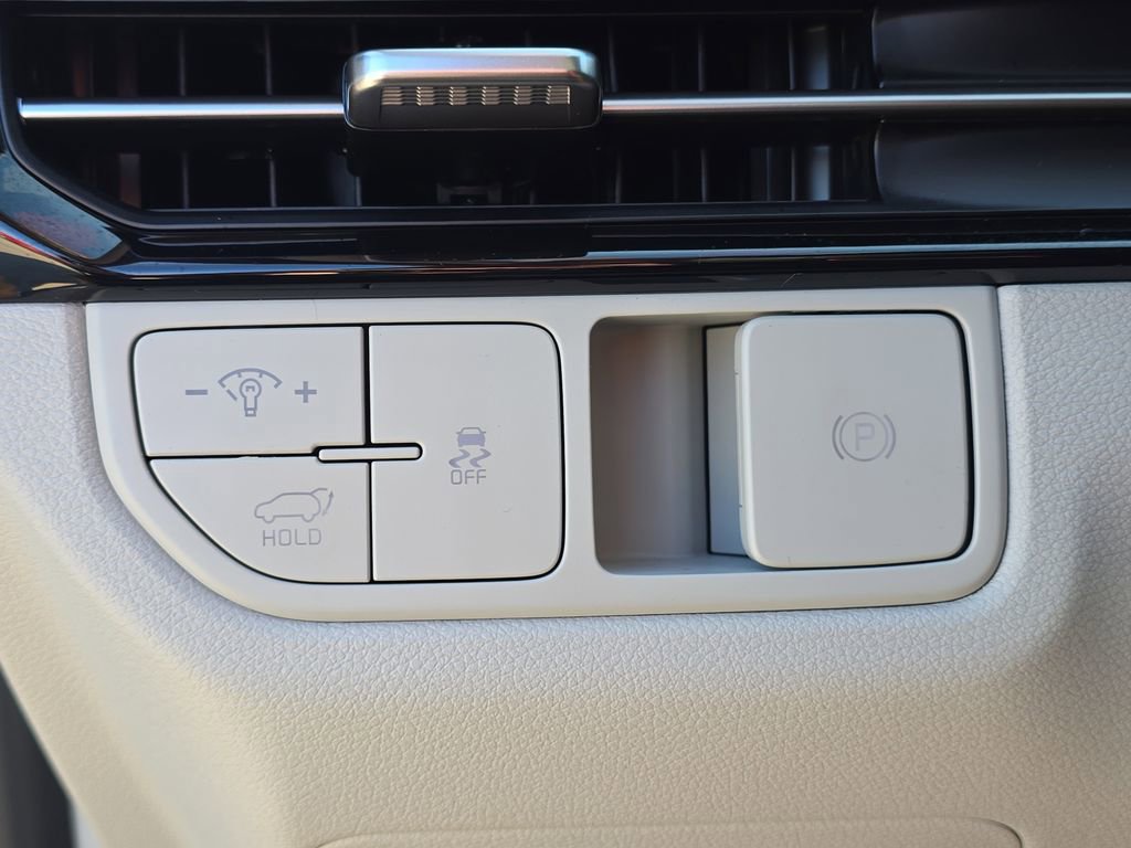 New 2026 Kia Sportage EX w/ EX Panorama Roof Package image 32