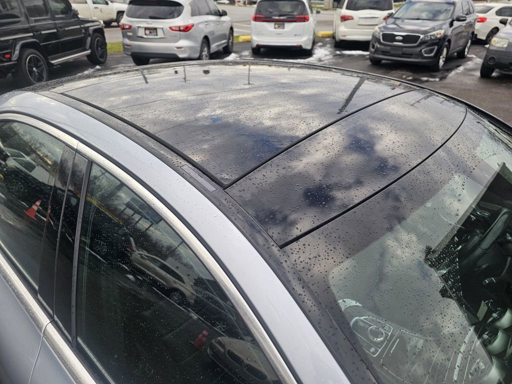 Used 2018 Mercedes-Benz C 300 4MATIC Sedan image 16