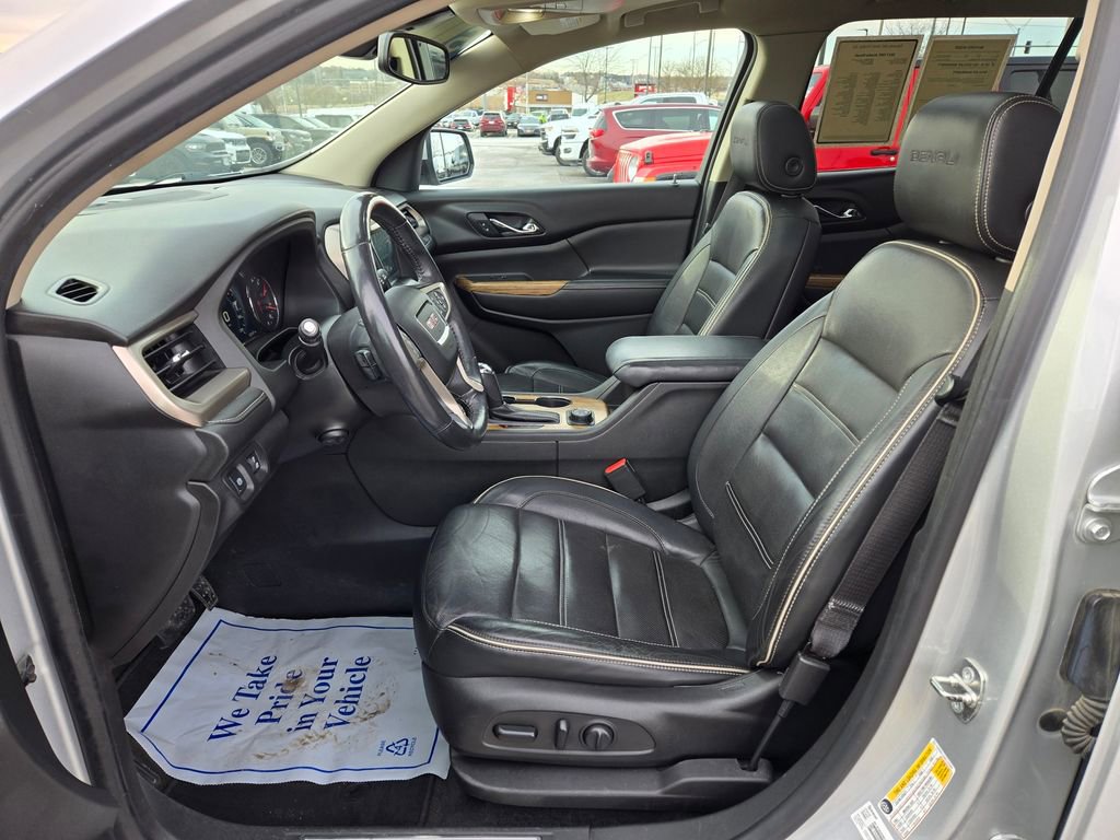 Used 2017 GMC Acadia Denali w/ Technology Package image 15