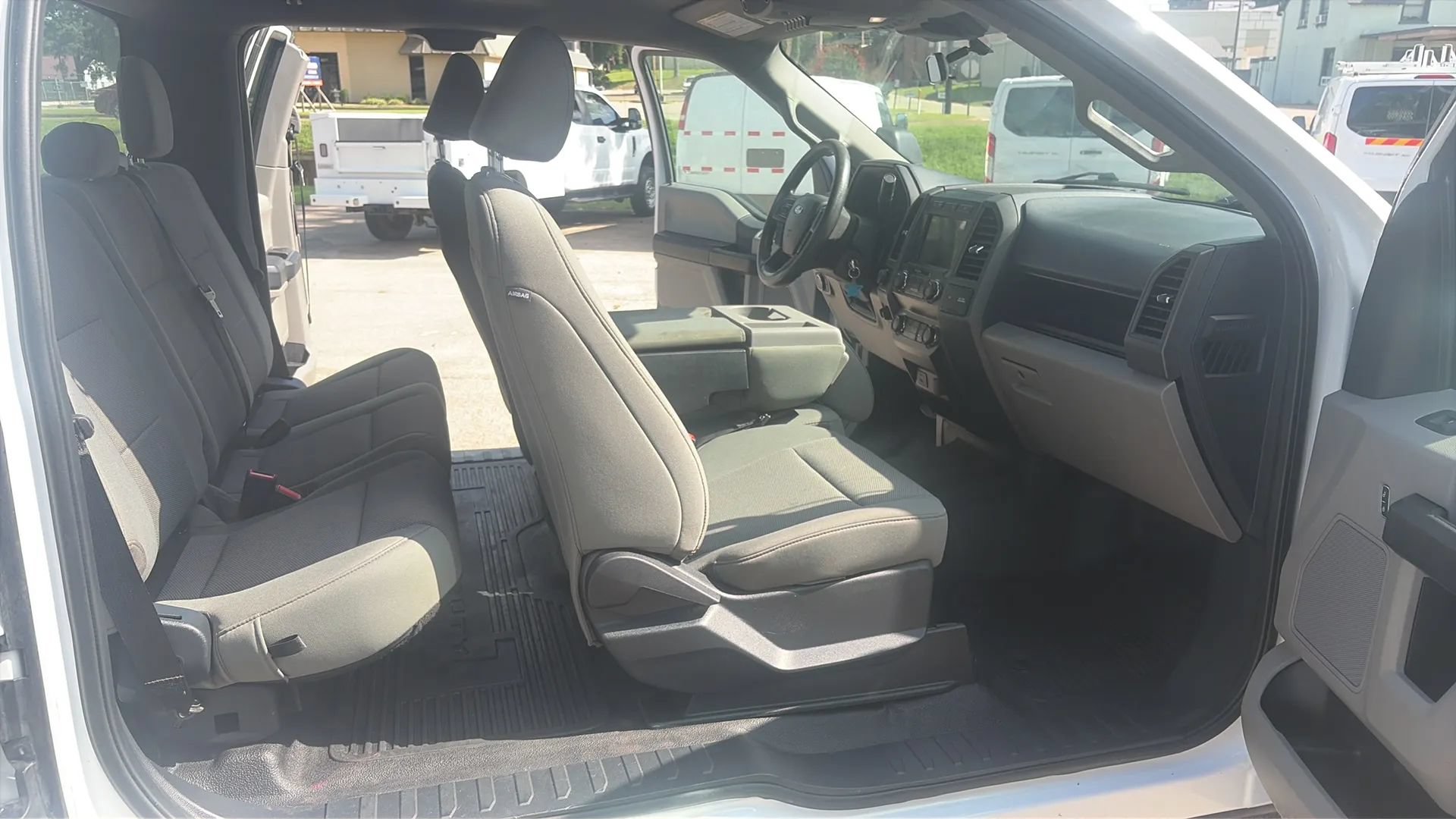 Used 2022 Ford F250 XL w/ Power Equipment Group AWD/4WD image 13