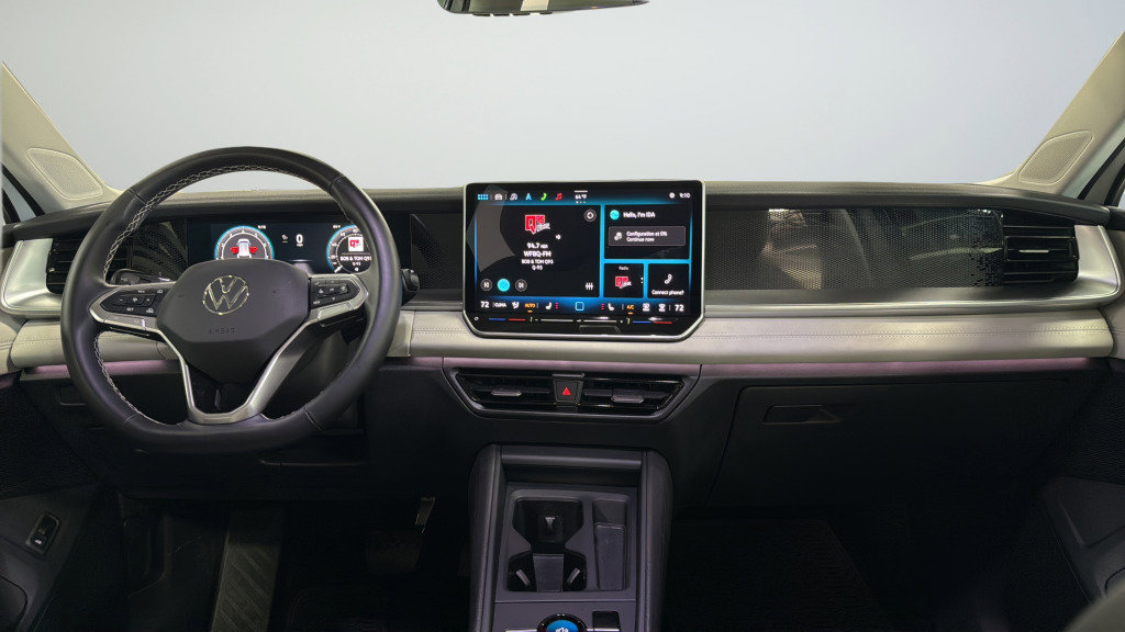 Certified 2025 Volkswagen Tiguan SE AWD/4WD image 31