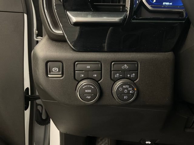 Used 2025 Chevrolet Silverado 2500 LT w/ Convenience Package AWD/4WD image 14