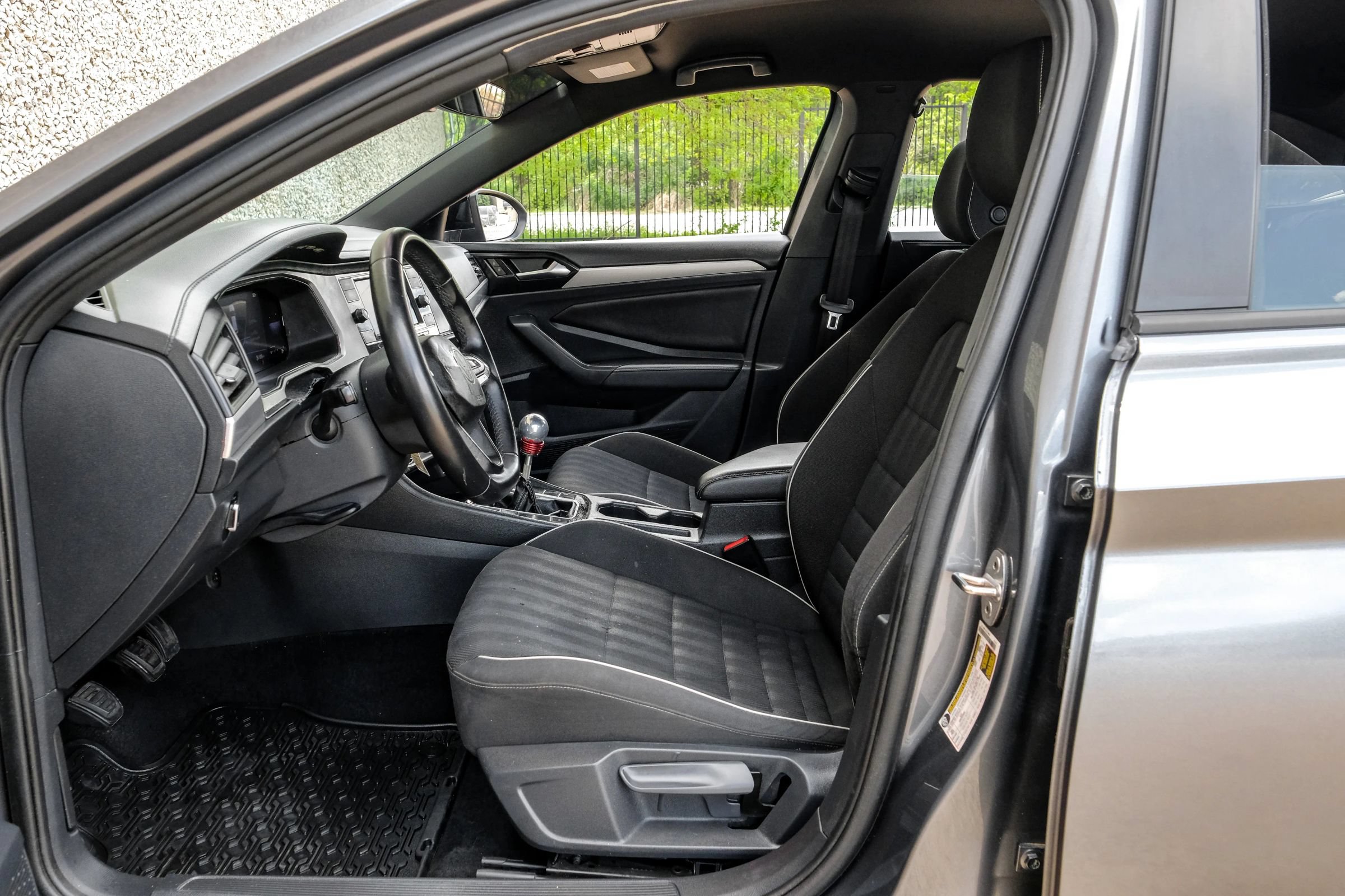 Used 2024 Volkswagen Jetta Sport FWD image 4