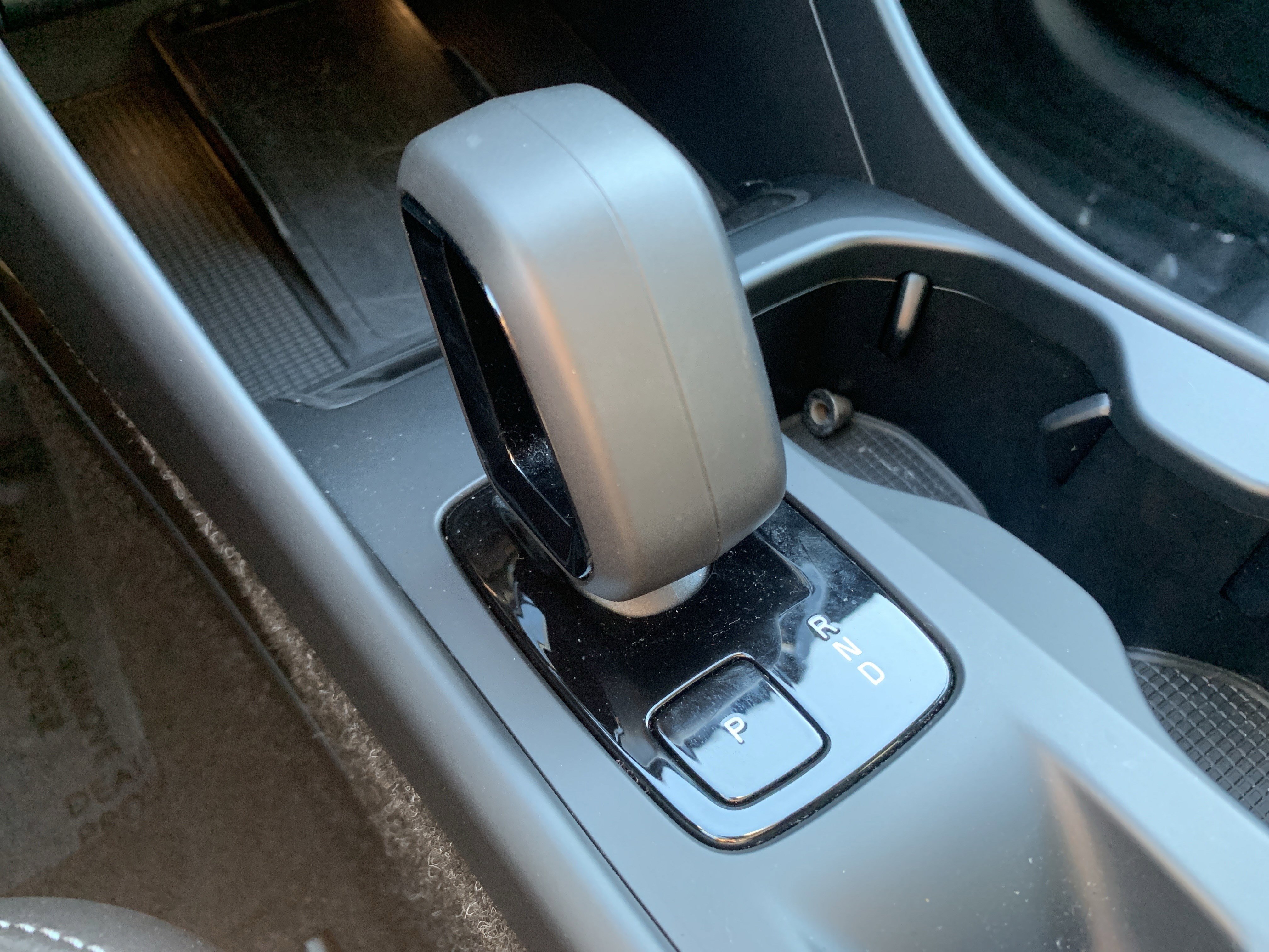 Used 2025 Volvo XC40 B5 Core image 26