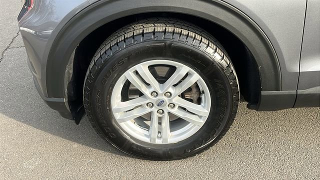 Used 2022 Ford Explorer XLT image 8