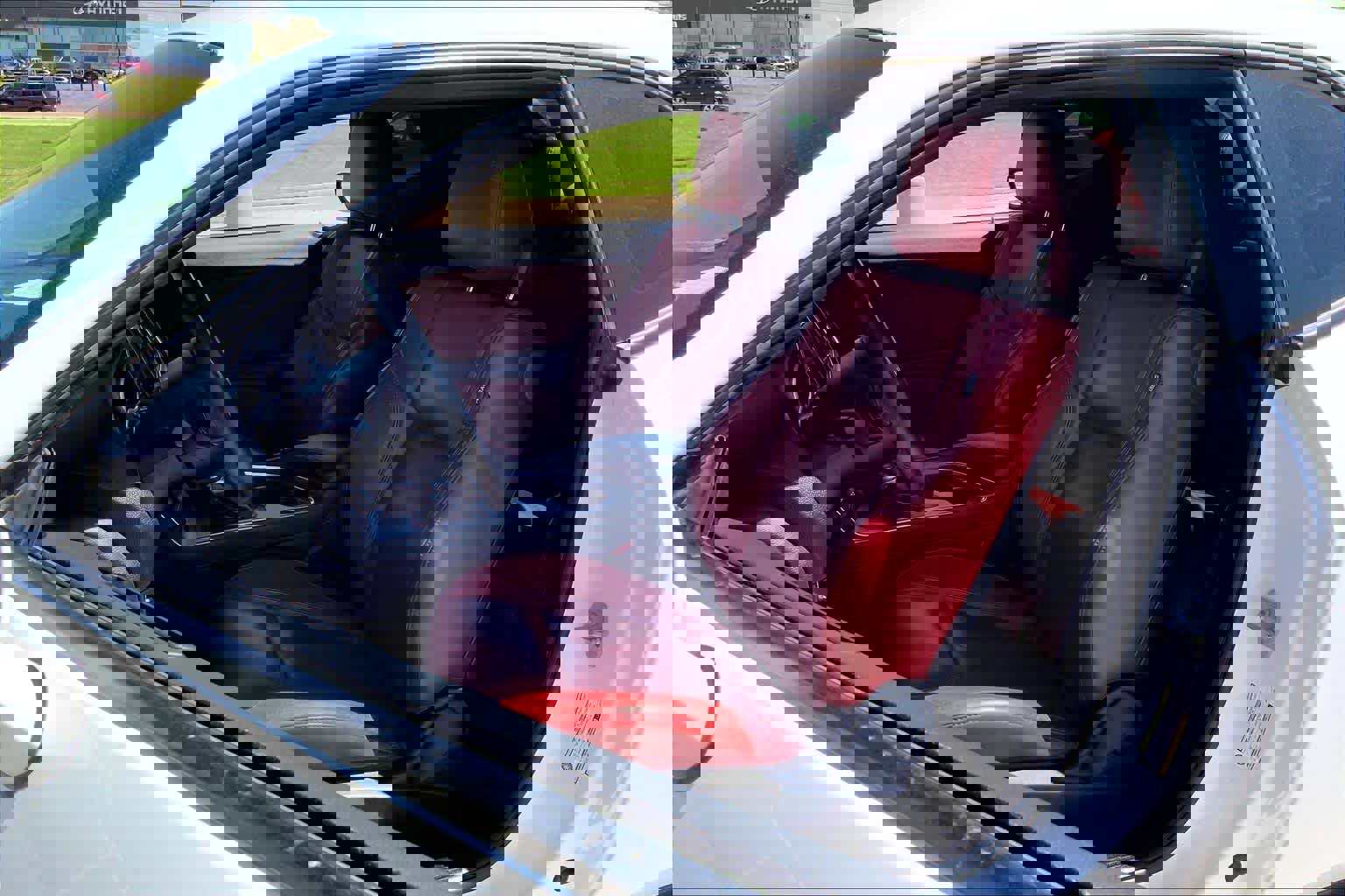 Used 2018 Dodge Challenger SXT Plus image 7