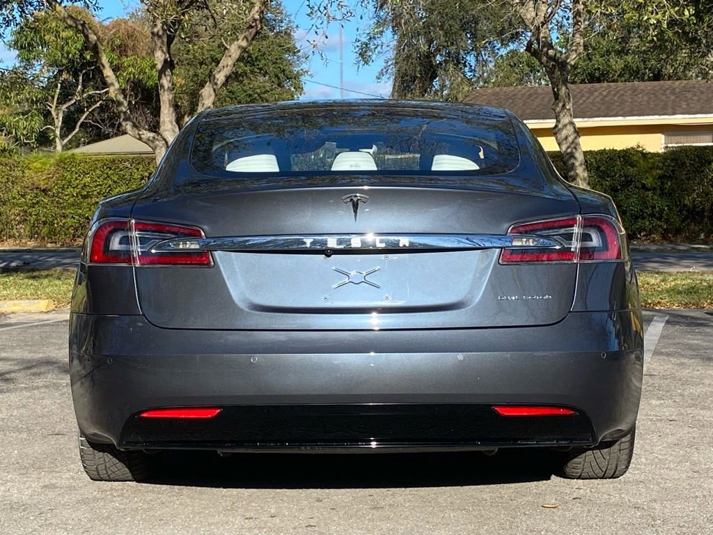 Used 2020 Tesla Model S Long Range Plus image 8
