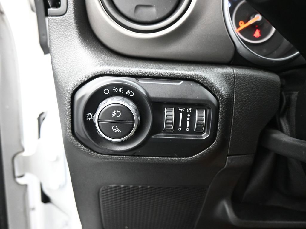 Used 2020 Jeep Gladiator Sport image 12