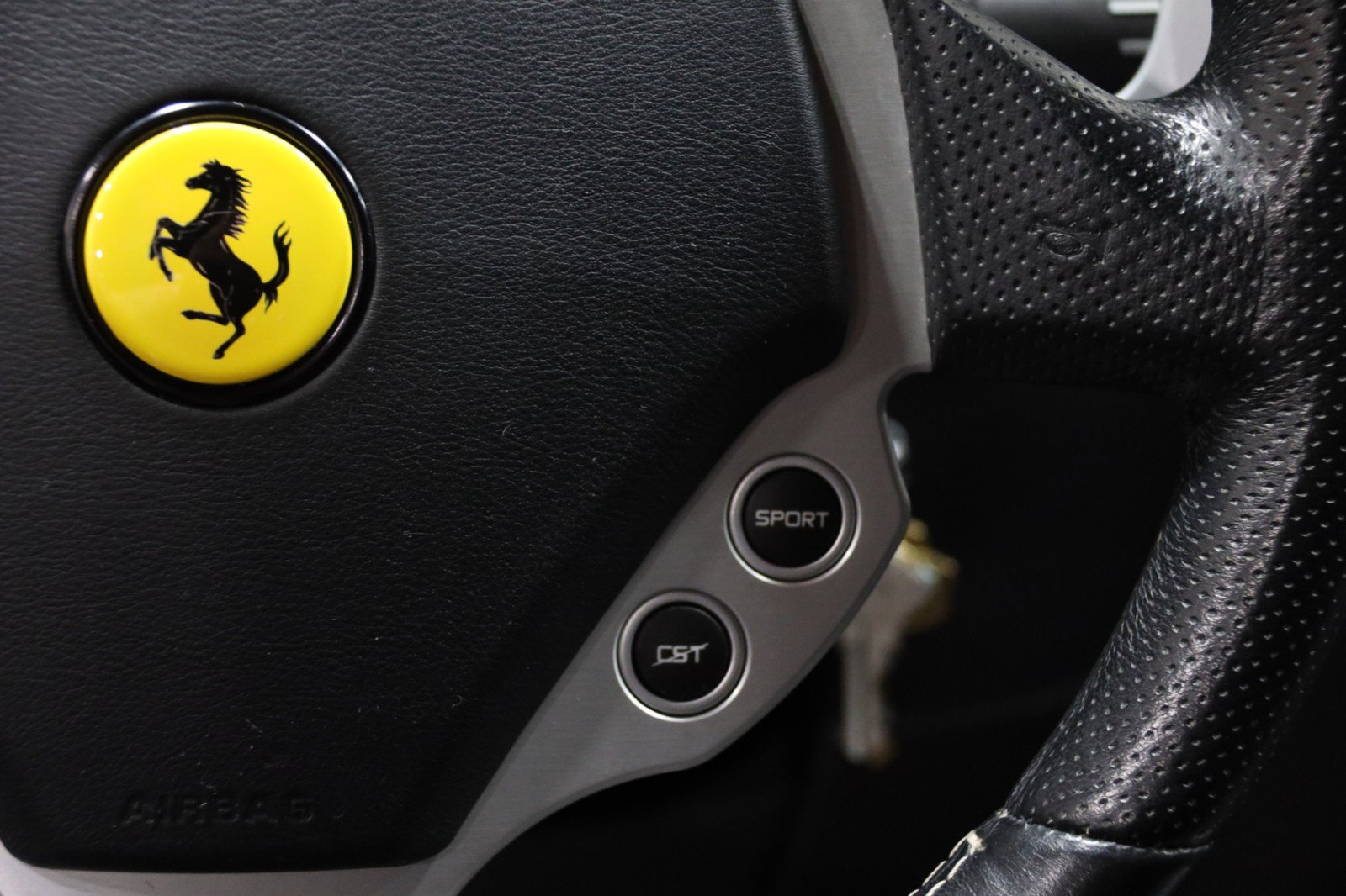 Used 2005 Ferrari 612 Scaglietti RWD image 69