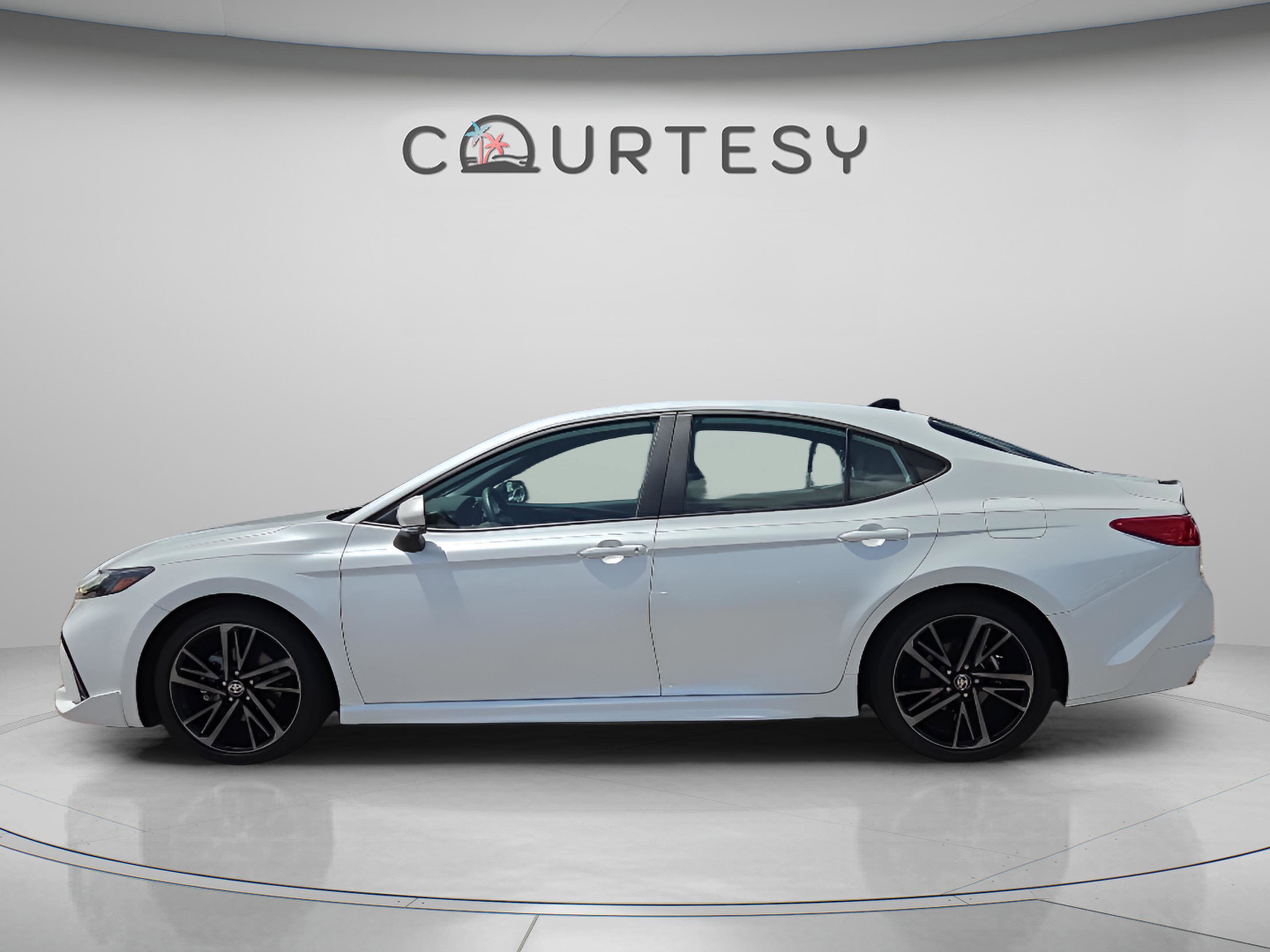 Certified 2025 Toyota Camry XSE FWD image 2