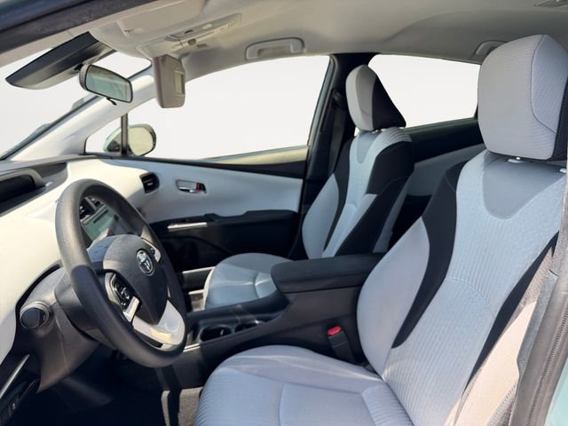 Certified 2017 Toyota Prius Two w/ Carpet Mat Package FWD image 9