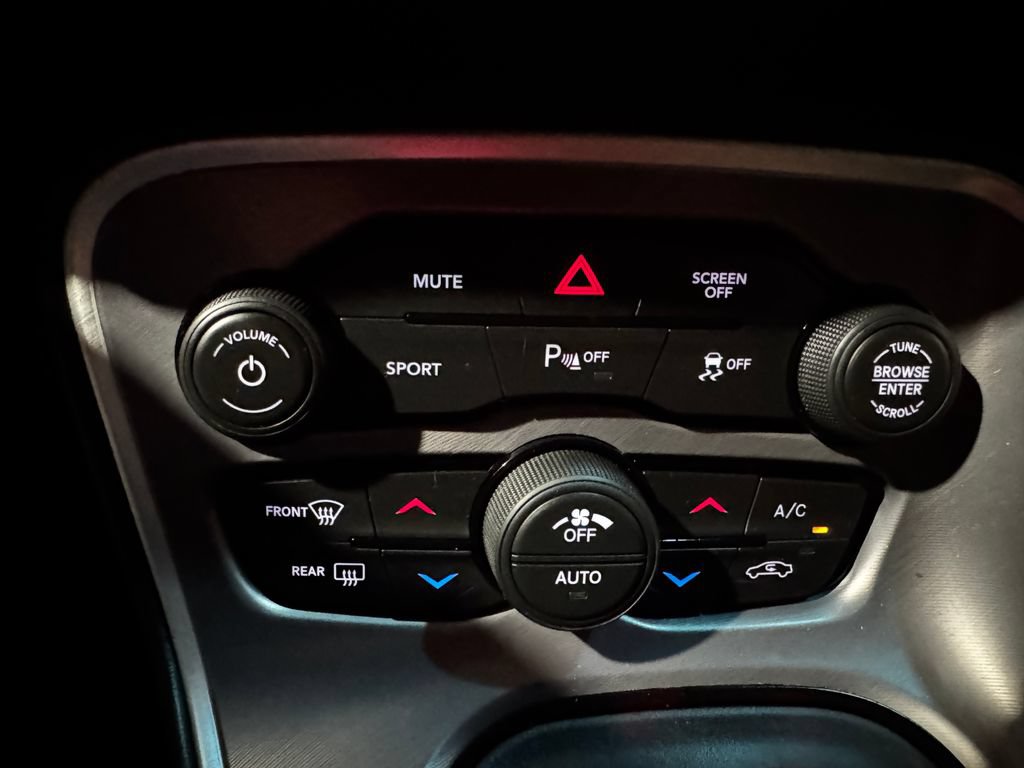 Used 2022 Dodge Challenger GT RWD image 28