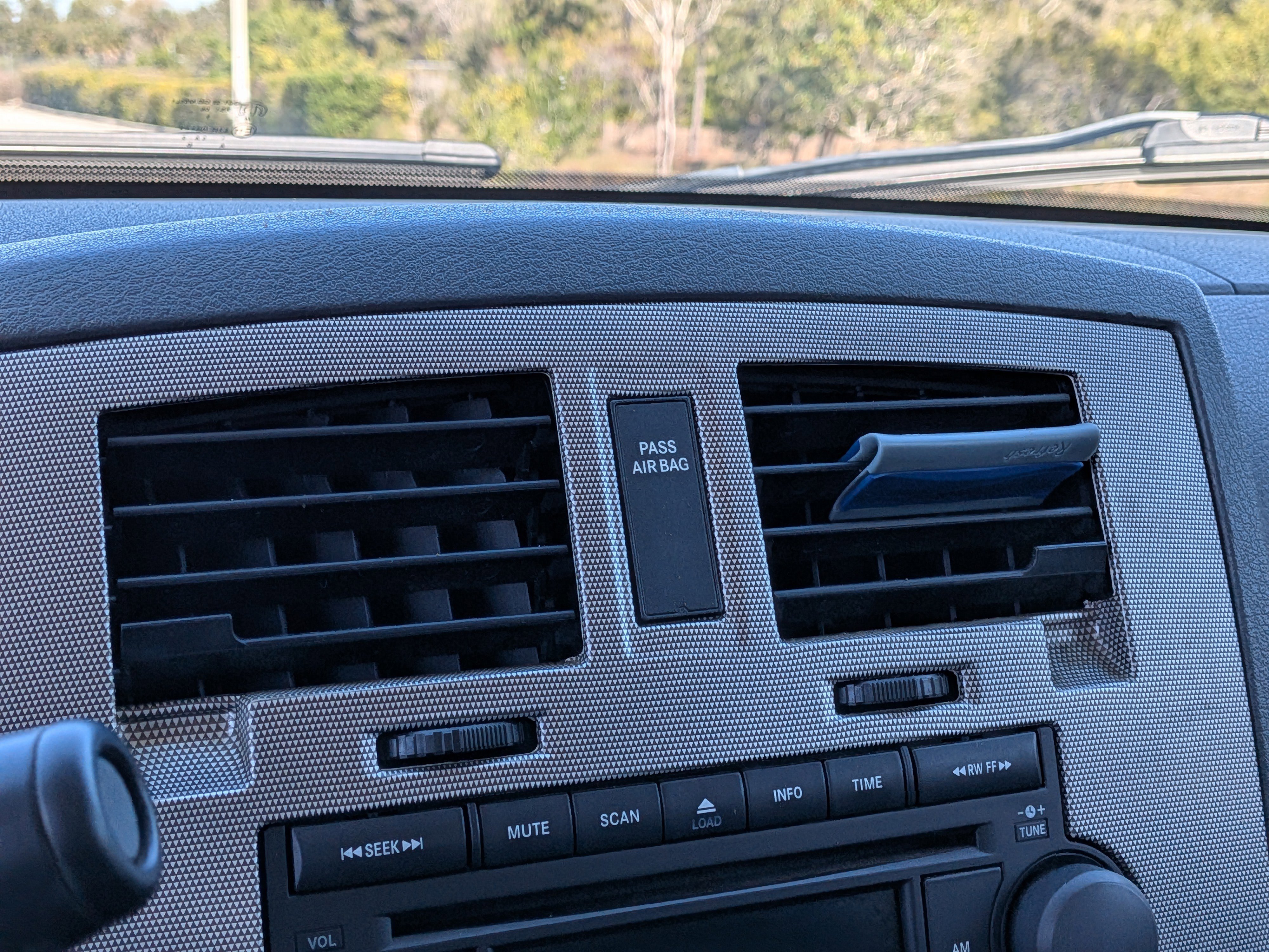 Used 2006 Dodge Dakota SLT image 35