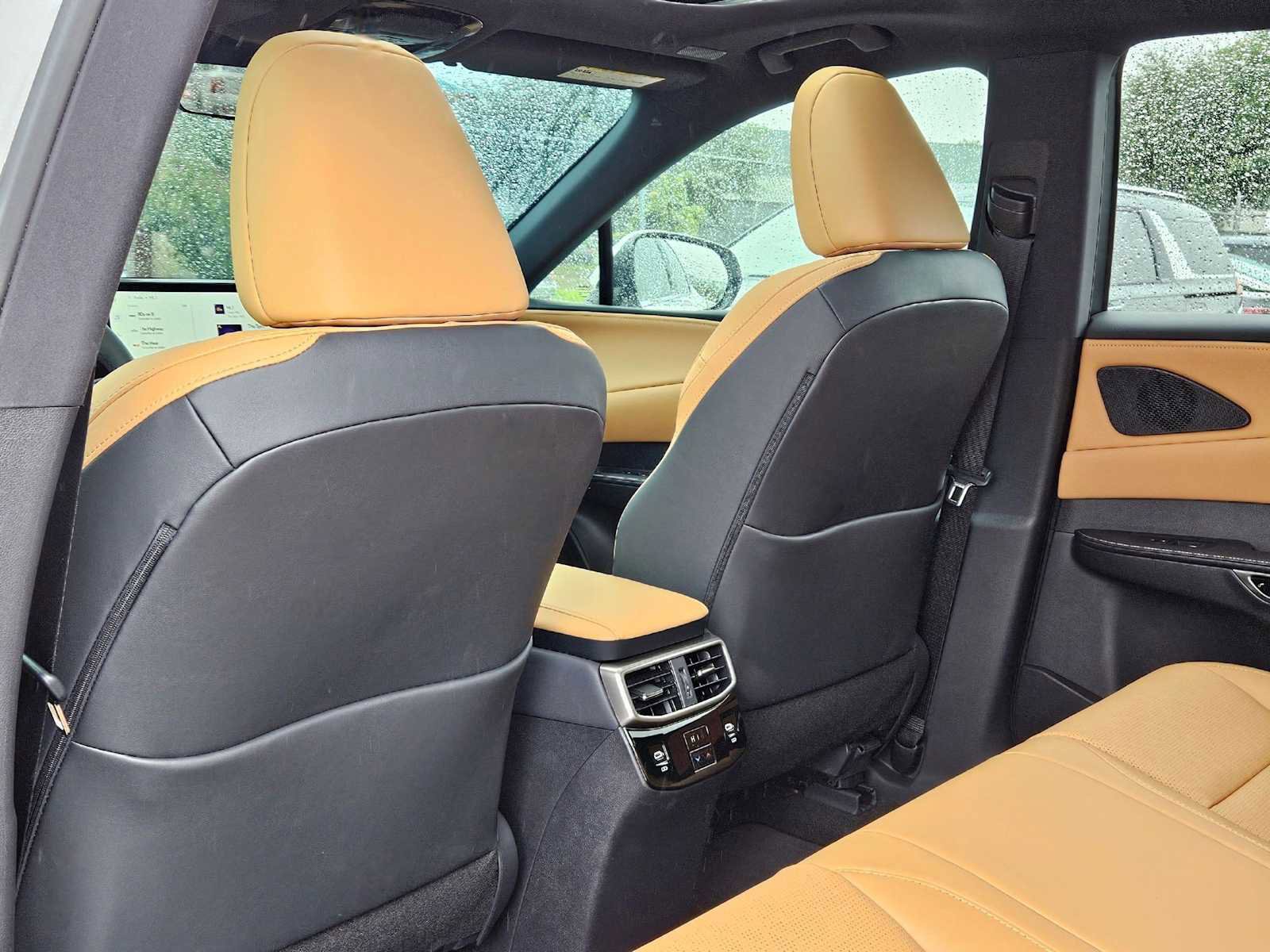 Used 2025 Lexus RX 350 Premium Plus w/ Convenience Package FWD image 13